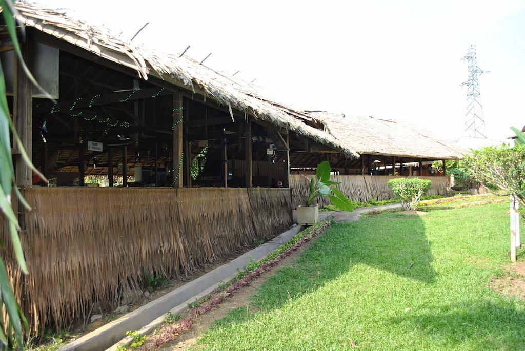 Hotel Framotel Kribi Bagian luar foto
