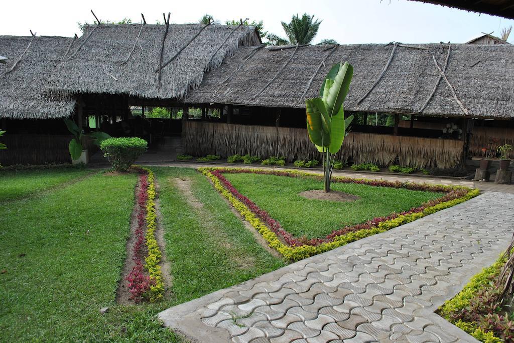 Hotel Framotel Kribi Bagian luar foto
