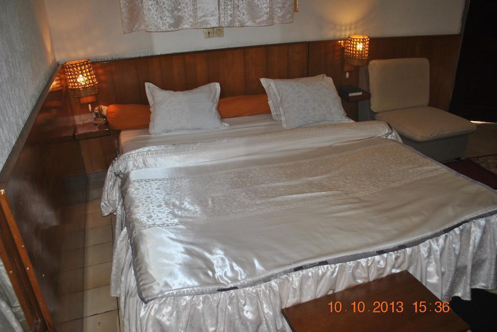 Hotel Framotel Kribi Ruang foto