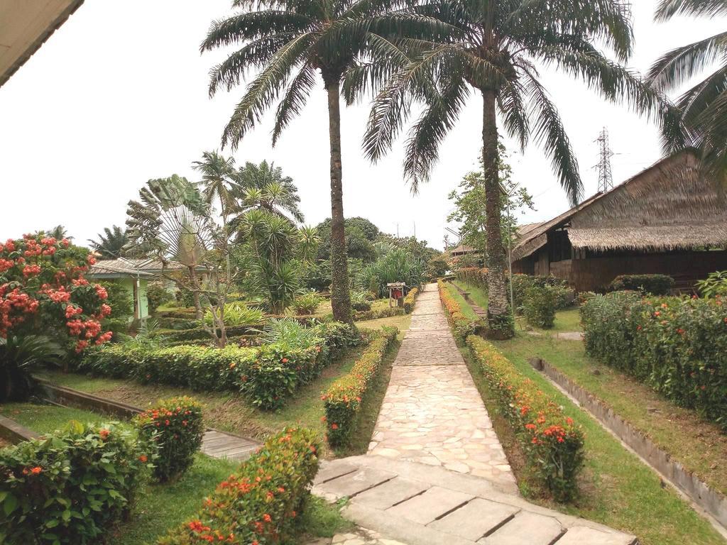 Hotel Framotel Kribi Bagian luar foto