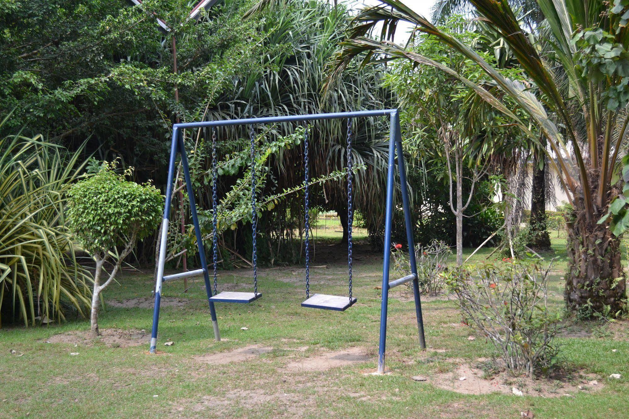 Hotel Framotel Kribi Bagian luar foto
