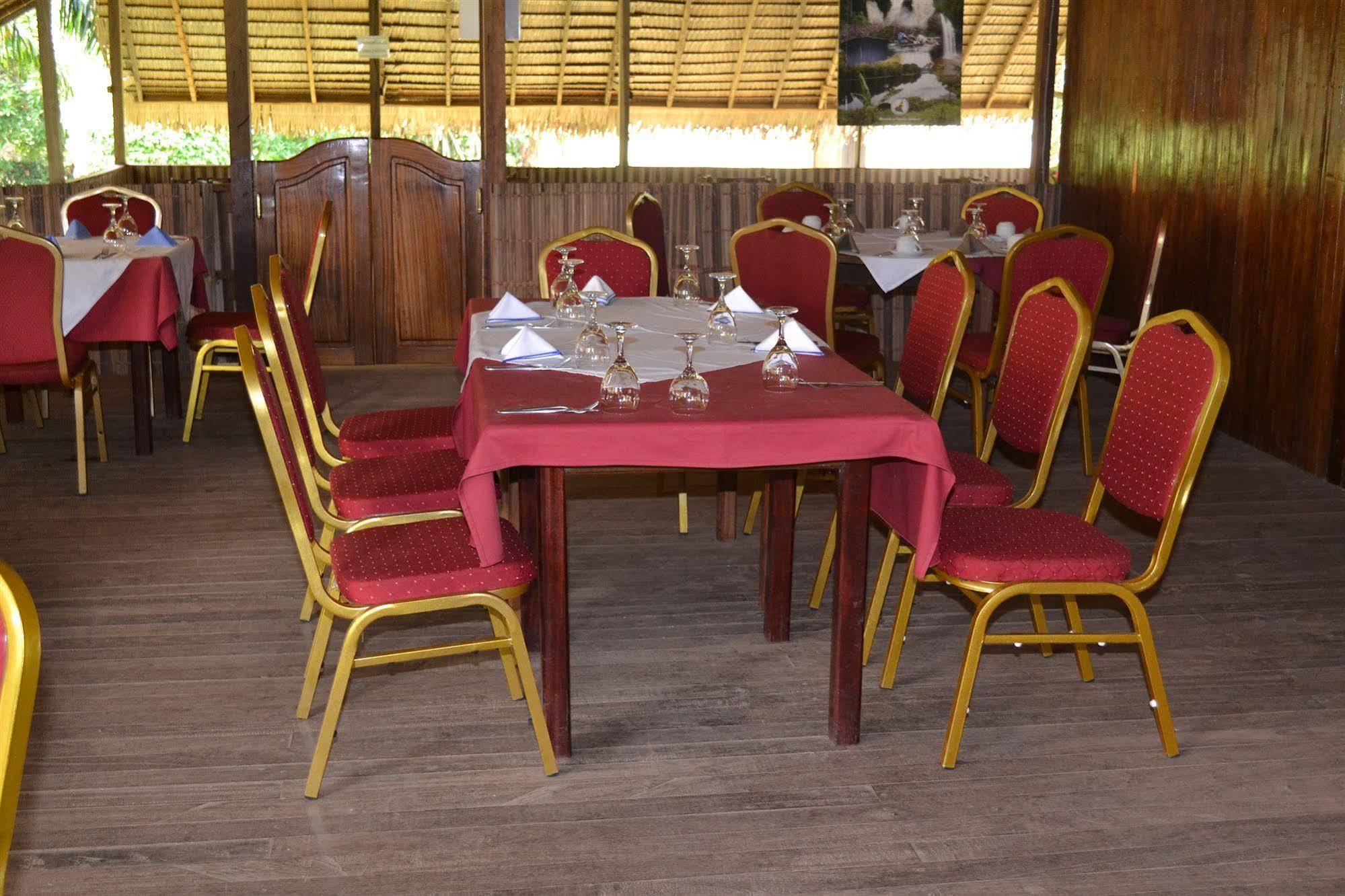 Hotel Framotel Kribi Bagian luar foto